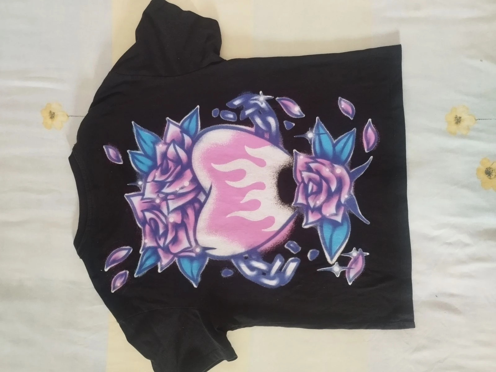 Zwarte Bershka "Hearts" T-shirt – photo 4
